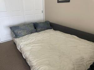 SYD Harbour Summer al fresco dining Steps to Metro