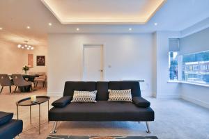 The Rumney Rest – Private Parking Flat