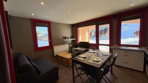Bel appartement tout confort 4 personnes ski aux pieds