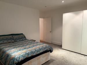 Essex Bungalow Ideal for Workers & Long-Term Stays