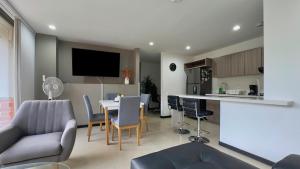 3BR AC Top Location Views El Poblado