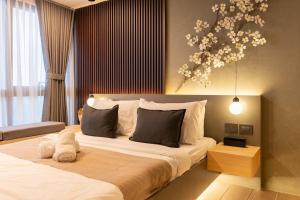 Amazing View - Cozy 1BR at One Eastwood with Washer High Speed Wi-Fi