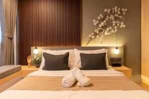 Amazing View - Cozy 1BR at One Eastwood with Washer High Speed Wi-Fi