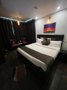 Vella marina Group of Hotel upper city heart # Free Parking-cricket stadium 10 km-Mcleodganj 2 km- Bhagsunag 4