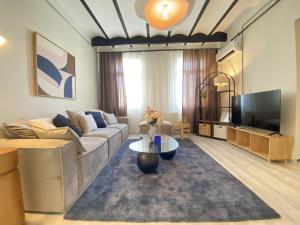 Stylish Flat Near Galata Tower Easy Metro Access