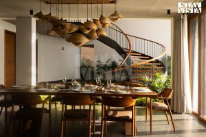 StayVista at SeaEra The Retreat with Infinity Pool, Jacuzzi