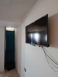 Continental Pyramids INN