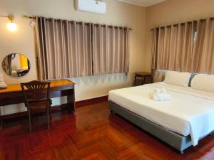 Suansin Garden Hotel โรงแรมสวนสินการ์เด้น