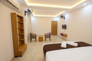 Munderi Green Mounts Peaceful Family Pool Stay near Kalpetta, Wayanad