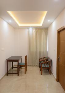 Munderi Green Mounts Peaceful Family Pool Stay near Kalpetta, Wayanad