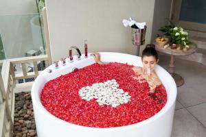 Devasom Beach Resort Villas - Seaside Junior Suite with Jacuzzi