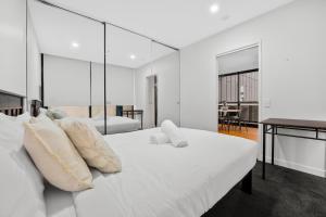 Walk to Crown Urban Residence 2B2B Pool&Gym