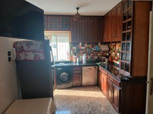 Appartement bien équipé ensoleillé au 4emme étageet proche de rabat à Salé el jadida