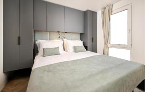 Lovely Home In Njivice With Outdoor Swimming Pool