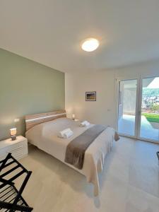 Welcome Traveller Case Tachèle-Nella