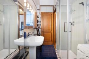 two-room apartment sea view