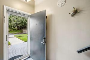 Pet Friendly Beach Retreat - Fernandina Shores - 6355