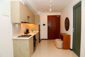 Trizen, Sea view Apartments