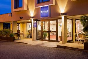Hotels Kyriad Hotel Strasbourg Lingolsheim : photos des chambres