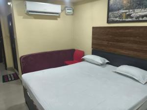 Akshaya Grand