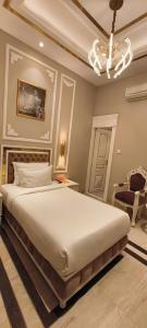 Anant Palace