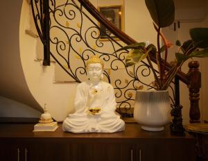 Boudha Terrace Retreat with Kathmandu Valley Views