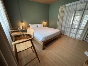 My Hidden Oasis in Old City 4 beds 3 bathrooms