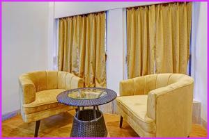 Hotel Naini -Lake -View Near The Mall Road - Restaurant And Free WifiRooms - Prime Location - Best Hotel