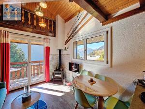 Appartement à Châtel avec balcon, parking et WIFI - FR-1-693-6