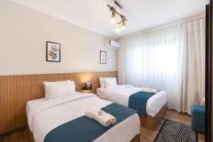 Gorgeous 3 Bed in Prime Location BH-115-75