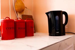 Peaceful, Artsy Home in Karen