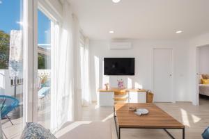 C54 EL PALO - Terrace & Views