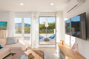 C54 EL PALO - Terrace & Views