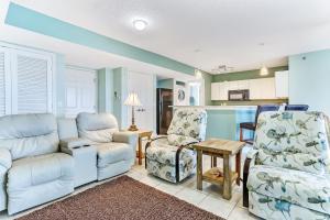 Cozy Beachfront 1BR with Stunning Views