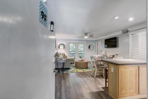 Amelia Landings 9F condo