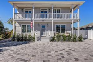 Private Pool and Hot Tub - Fernandina Beach Retreat