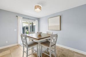 Cozy Pet Friendly 2BR - Fernandina Beach