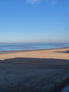 Zonnig hoekappartement met zeezicht Knokke Duinbergen