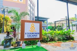 8 Diamonds Escapes