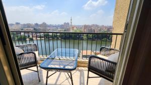 Panoramic Nile-View in Zamalek - Rest from Chaos