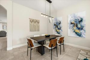 6 Bedrooms 6 Bathrooms Solterra 4176 Od