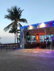 Kitnet Praia Grande Pé na areia