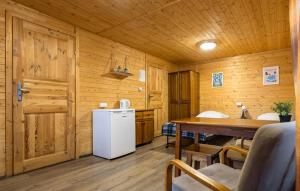 1 Bedroom Nice Home In Ruciane - Nida