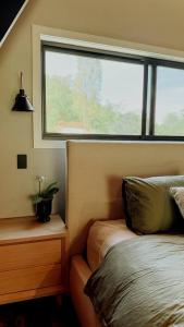 Ashwood AFrame - Secluded Riverfront Luxe