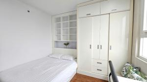 AnE House 1 - Spacious 2BR Apartment 69m2 - SHP Plaza - City Center