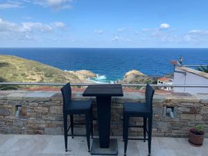 ASTRA-Ferienhaus mit großer Dachterrasse und Top-Ausstattung in NAS