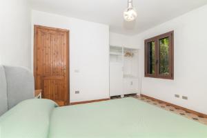 Villa La Dolce Teodoro - Spacious Family Villa Near Beaches & Center