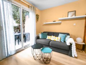 Maison moderne et lumineuse avec terrasse