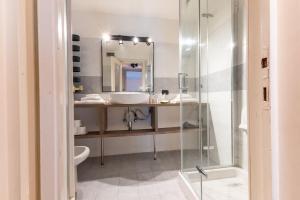 La Scala Suite at Palazzo dellOrso, Milan City Center - by HOST4U