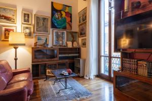 La Scala Suite at Palazzo dellOrso, Milan City Center - by HOST4U